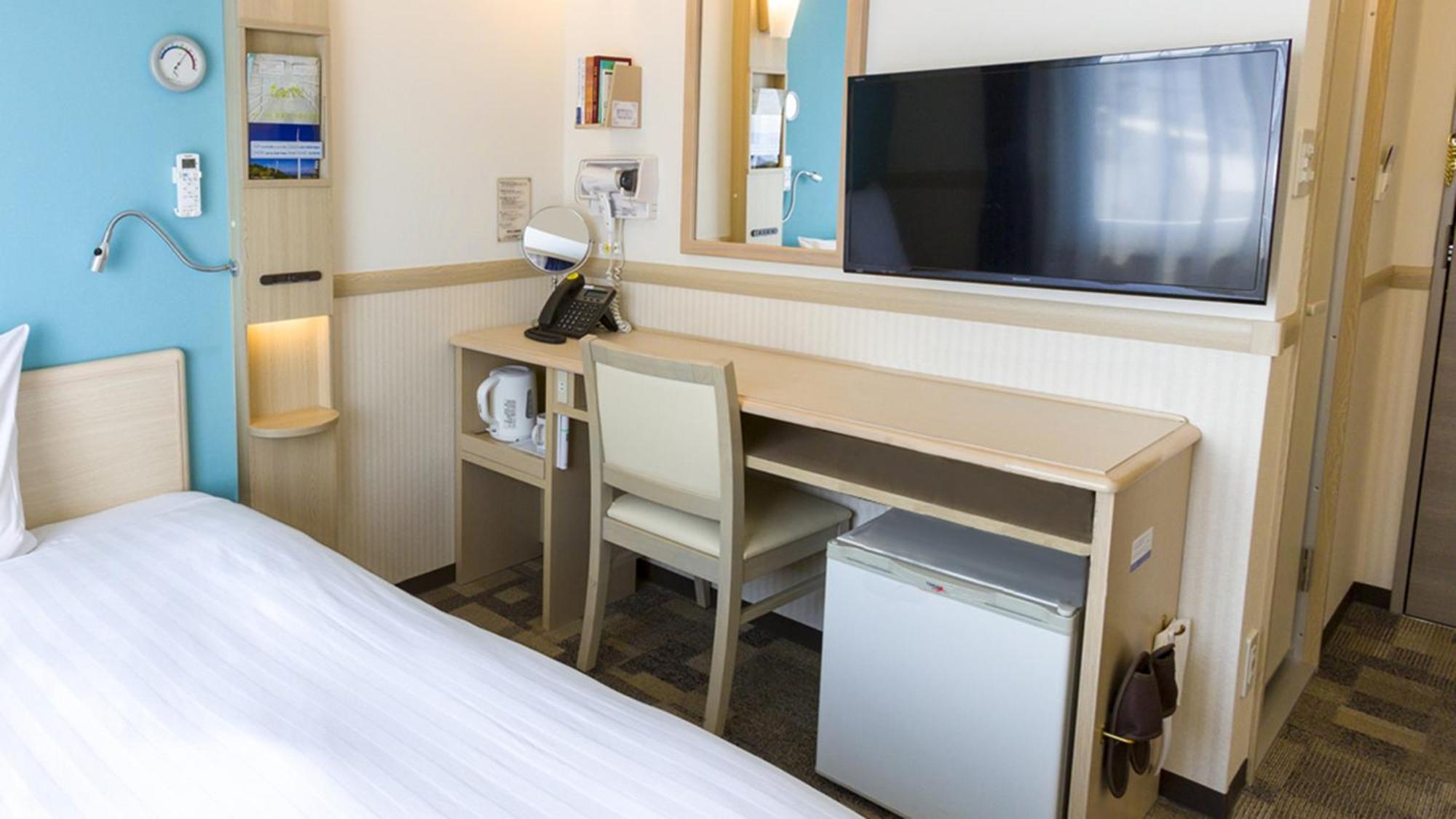 Toyoko Inn Saitama Misato Ekimae Exteriör bild